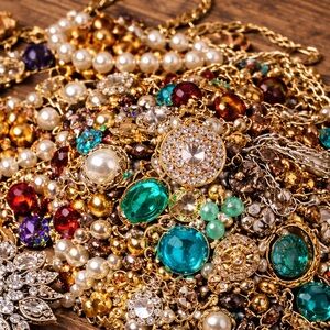 MysteryJewelry-Earrings,Necklaces,Bracelets,Rings,Anklets,etc.